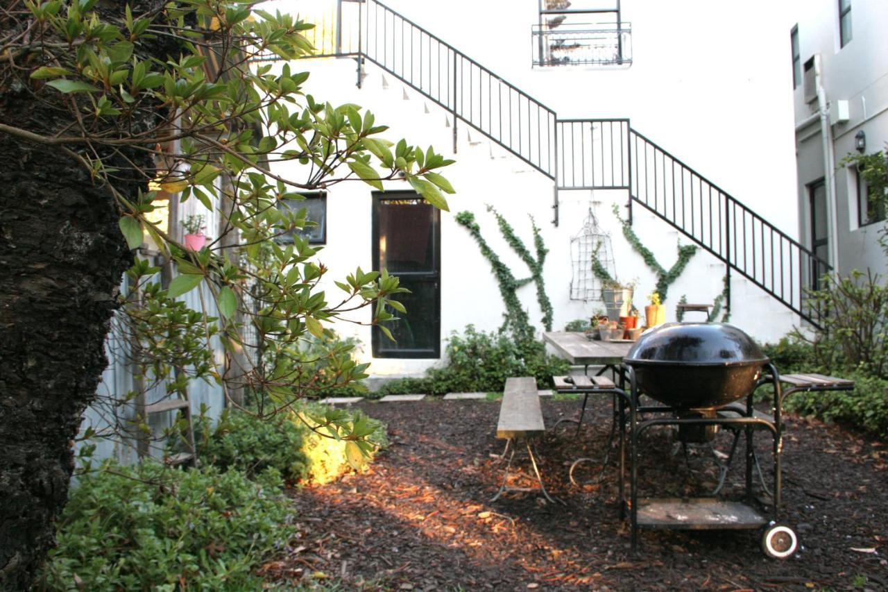 Avo&Oak Guesthouse จอร์จ ภายนอก รูปภาพ