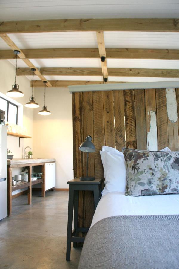 Avo&Oak Guesthouse จอร์จ ภายนอก รูปภาพ