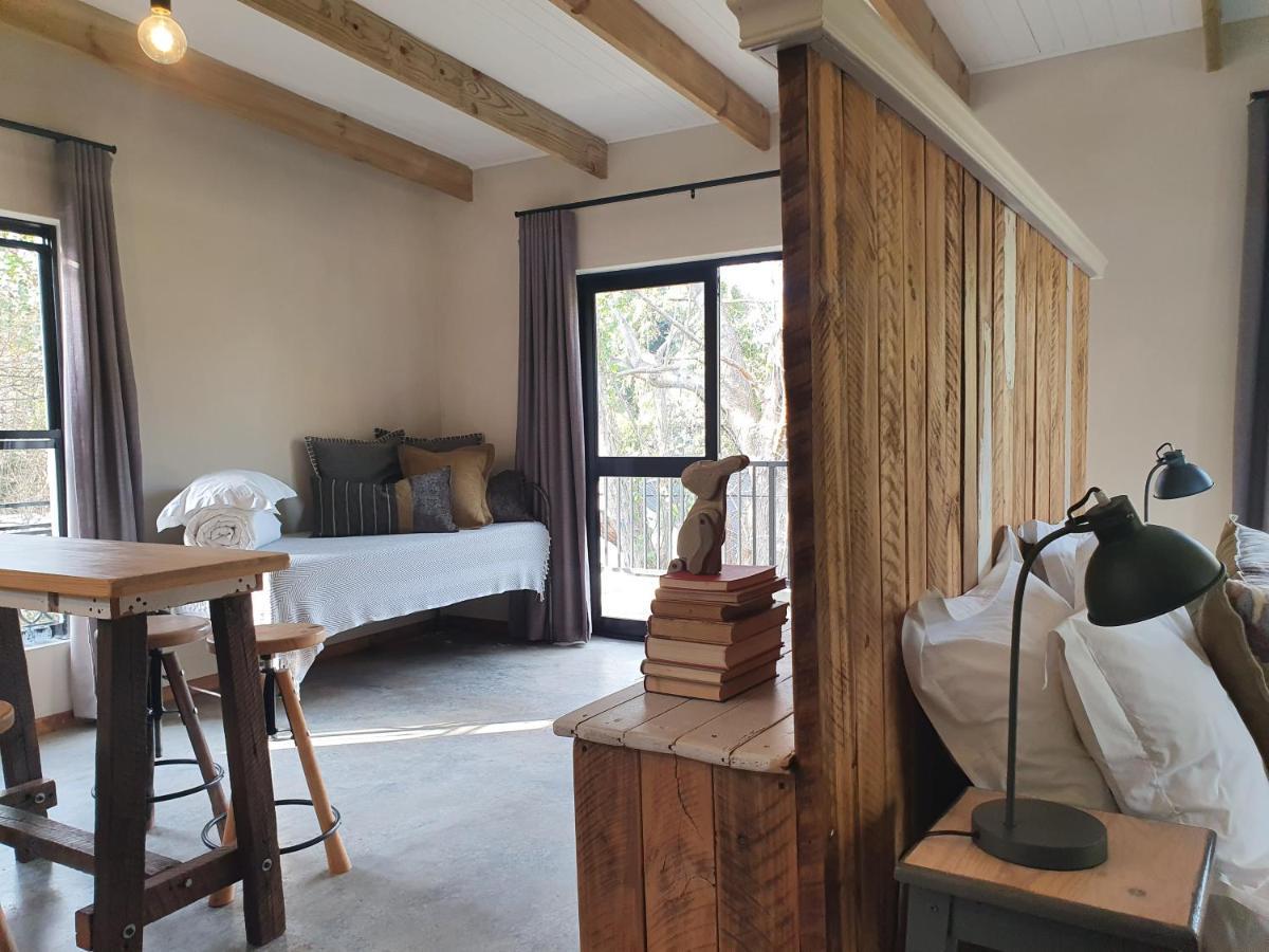 Avo&Oak Guesthouse จอร์จ ภายนอก รูปภาพ