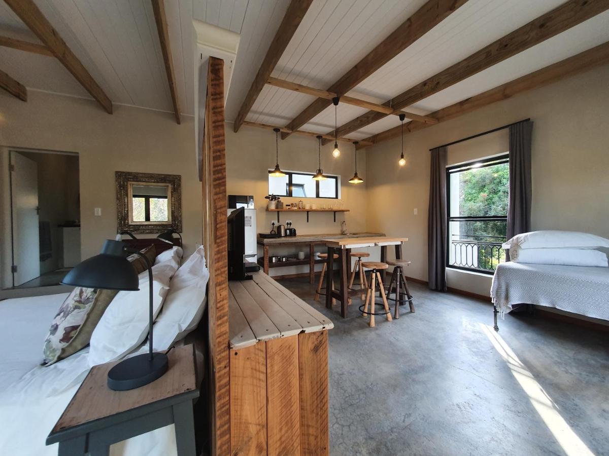 Avo&Oak Guesthouse จอร์จ ภายนอก รูปภาพ