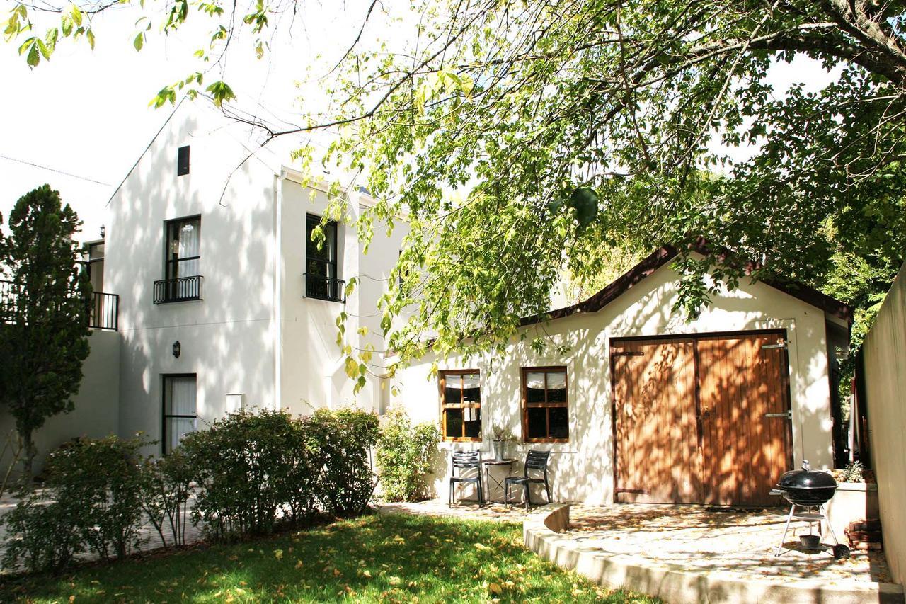 Avo&Oak Guesthouse จอร์จ ภายนอก รูปภาพ